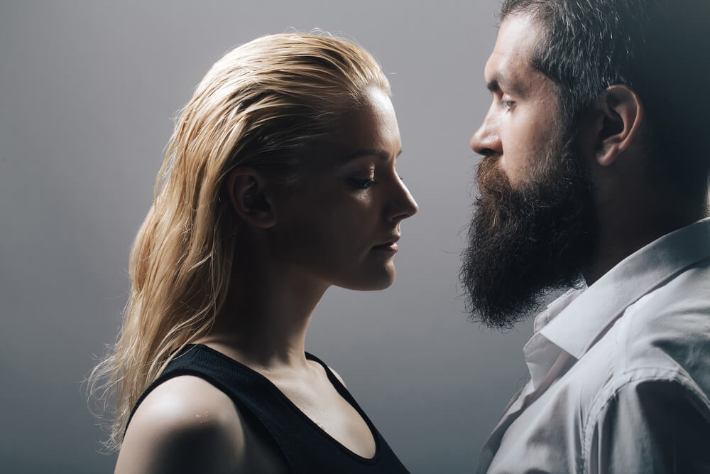 The Beard Smell Test: How to Know if Your Girlfriend or Wife Likes the Smell of Your Beard - KiltBeardCo